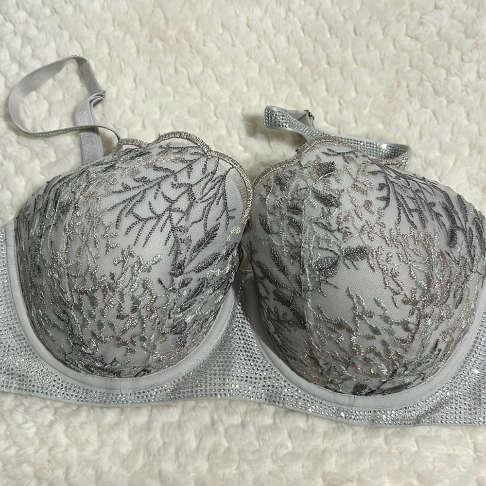 Victoria’s Secret Dream Angels Wicked Lined Bra